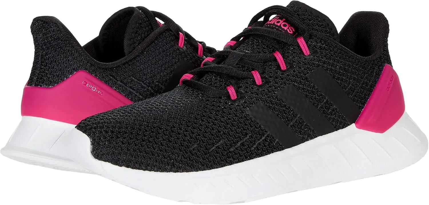 adidas Questar Flow NXT (Little Kid/Big Kid) Black/Black/Team Real Magenta 5 Big Kid M