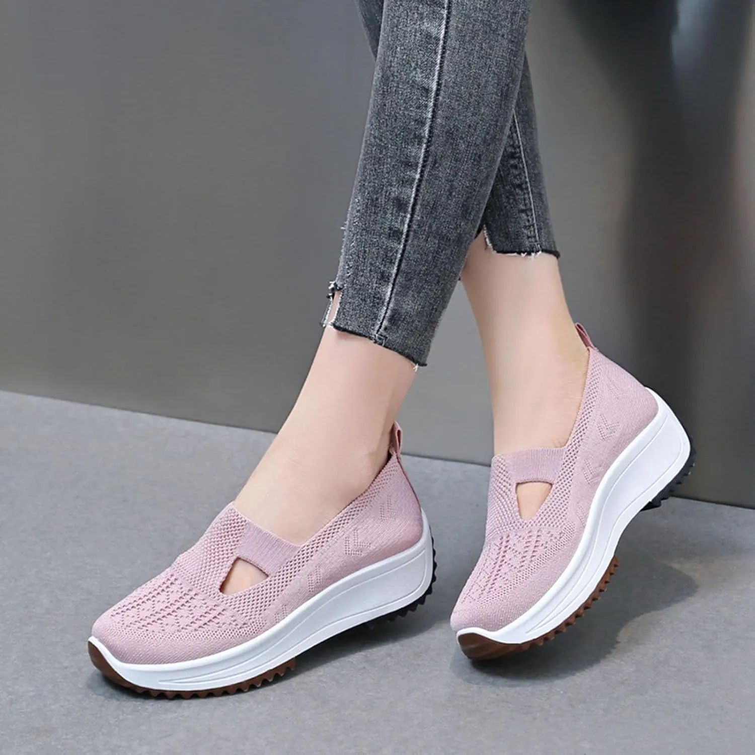 Fashion Summer Women Sports Shoes Flat Bottom Non Slip Mesh Hollow Upper Breathable Soft Slip On Low Top Platform Shoe