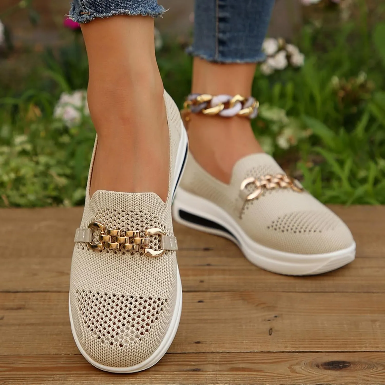 Fly Weave Soft Lightweight Shoes for Women Breathable Hollow Mesh Walking Driving Shoes Cushioned Slip-On Loafers