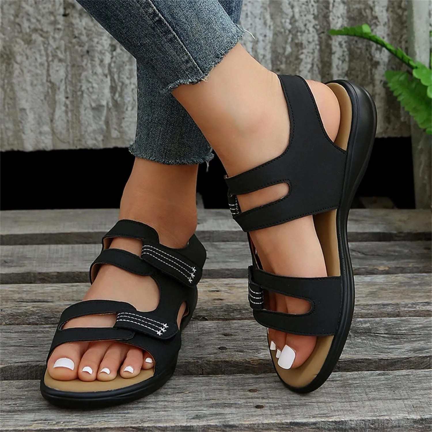 Ladies Fashion Summer Leopard Print Leather Open Toe Hook Loop Flat Sandals Womens Comfortable Sandals