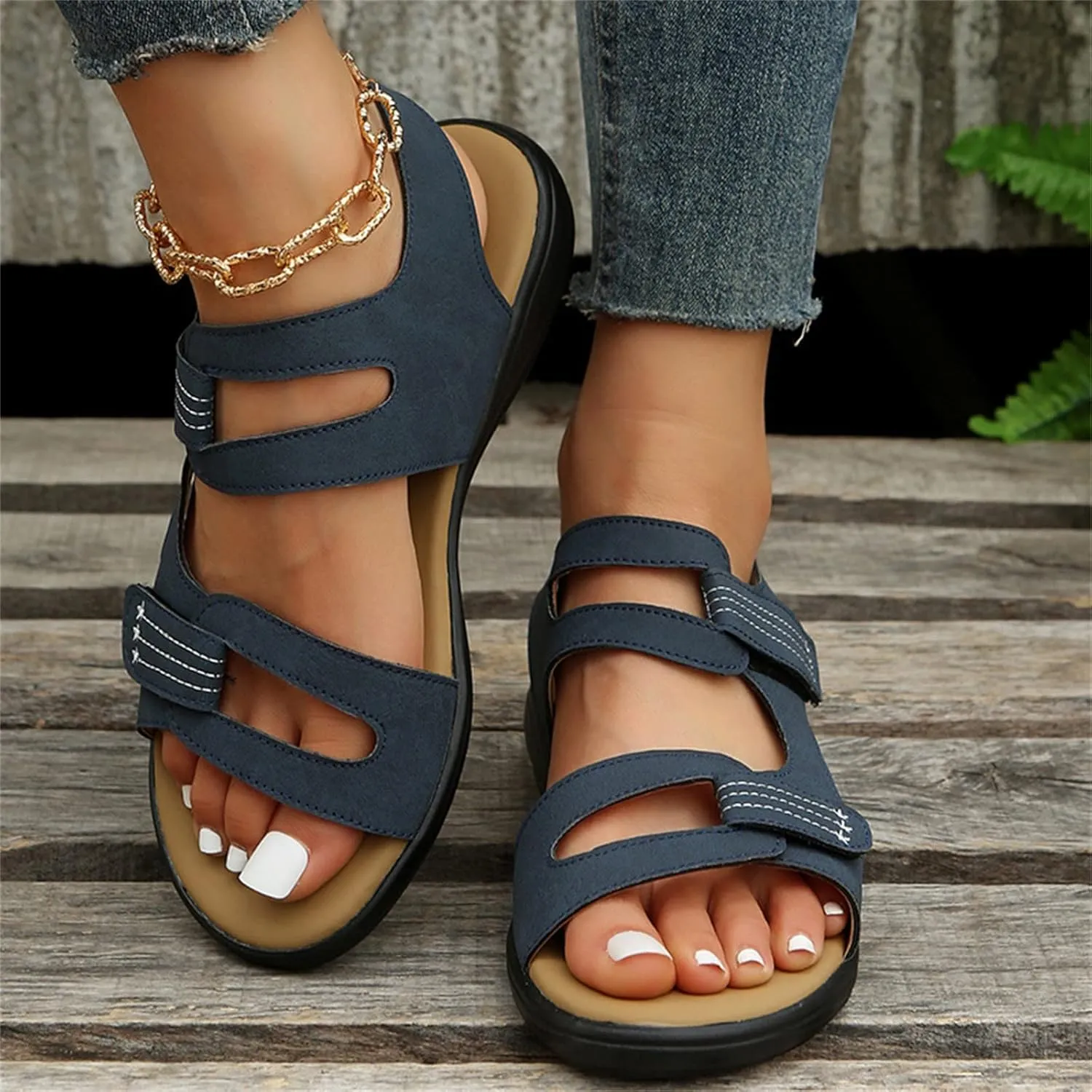 Ladies Fashion Summer Leopard Print Leather Open Toe Hook Loop Flat Sandals Womens Comfortable Sandals