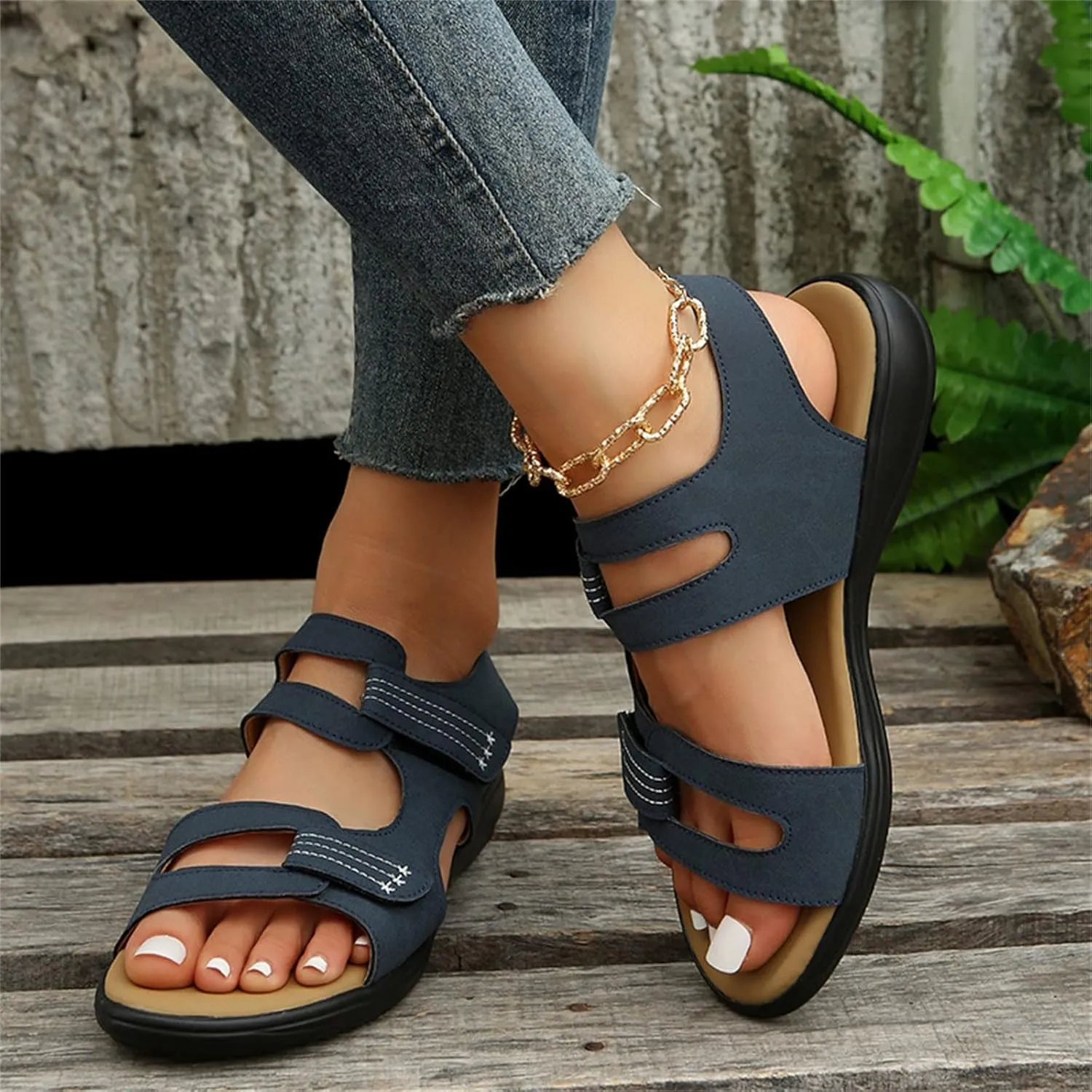 Ladies Fashion Summer Leopard Print Leather Open Toe Hook Loop Flat Sandals Womens Comfortable Sandals