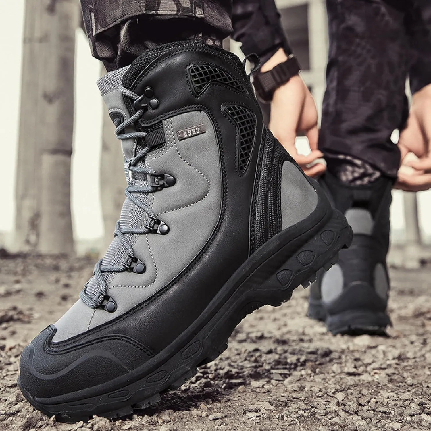 Men's High Top Waterproof Platform Hiking Boots Round Toe Non-Slip Lightweight Lace-up Military Tactical Boots Trekking Travel Durable Combat Boots