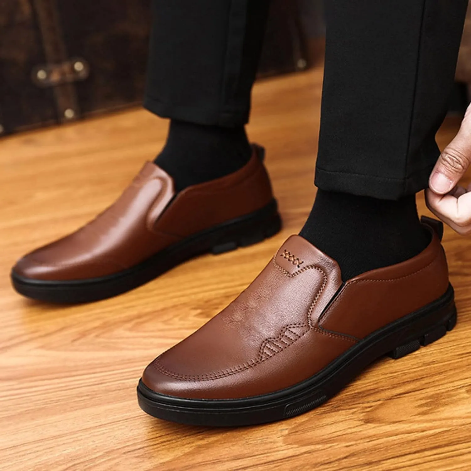 Mens Matte Leather Shoes Durable Thick Sole Dress Shoe Comfortable Business Formal Shoes Waterproof Daily Work Oxfords for Men Arch Support Walking Sneakers Cool Dating Leather Shoe