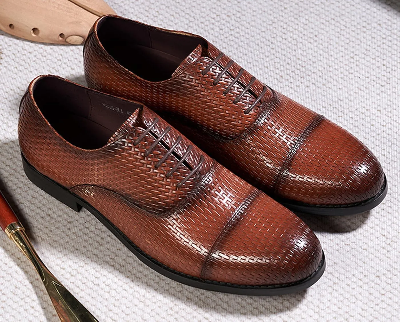 Mens Oxfords Formal Dress Suit Shoes Genunie Leather Woven Pattern Modern Shoes Men's Fashion Prom Wedding Business Casual Derby Comfortable Tuxedo Shoes for Men
