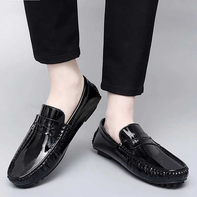 Men's Round Toe Leather Loafers -Lightweight Loafers with Flat Heel, Anti-Slip Driving Shoes for Weddings and Casual Wear