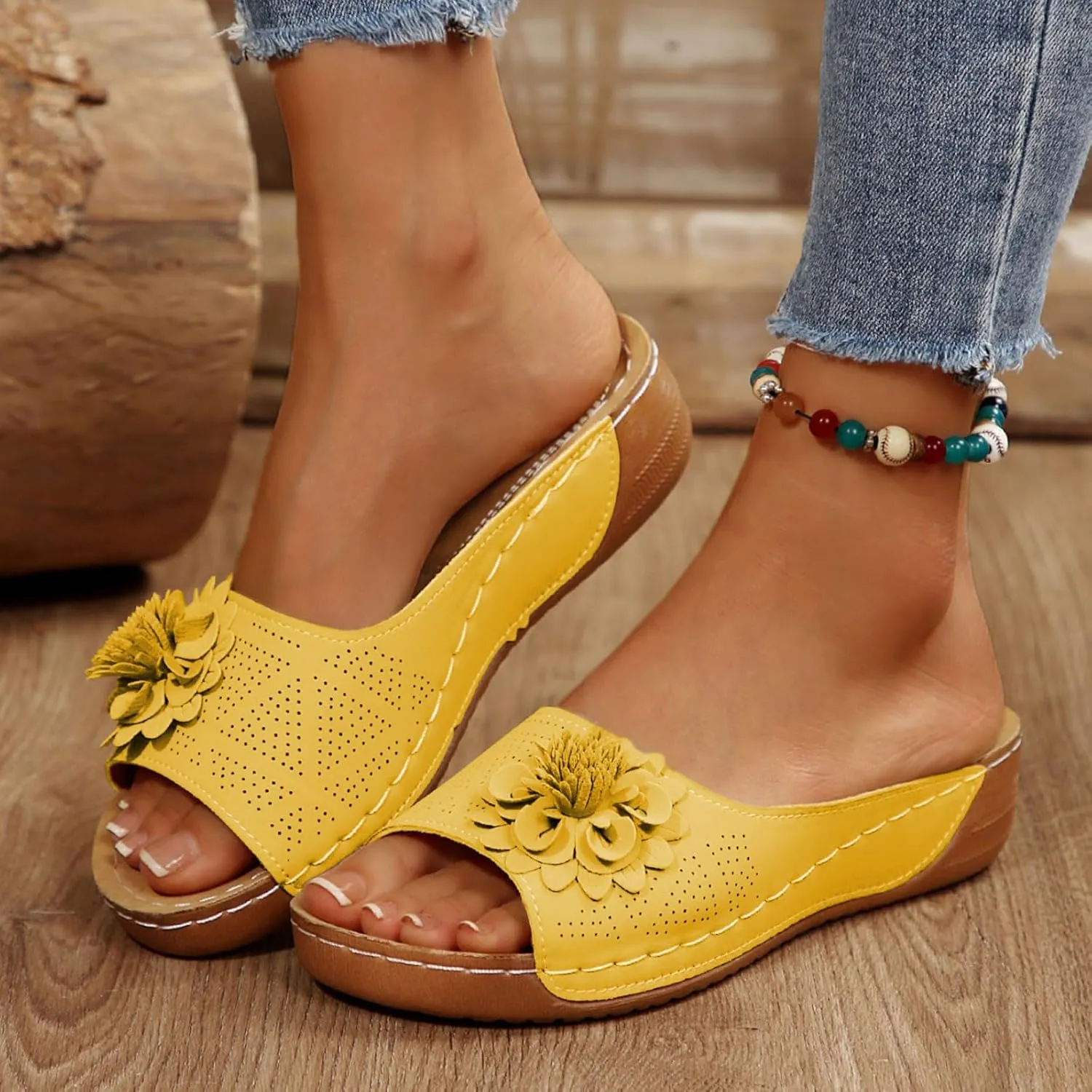 Wedge Sandals for Women Summer Beach Floral Embellished Comfort Sandals Mesh Breathable Open Toe Slip On Shoes