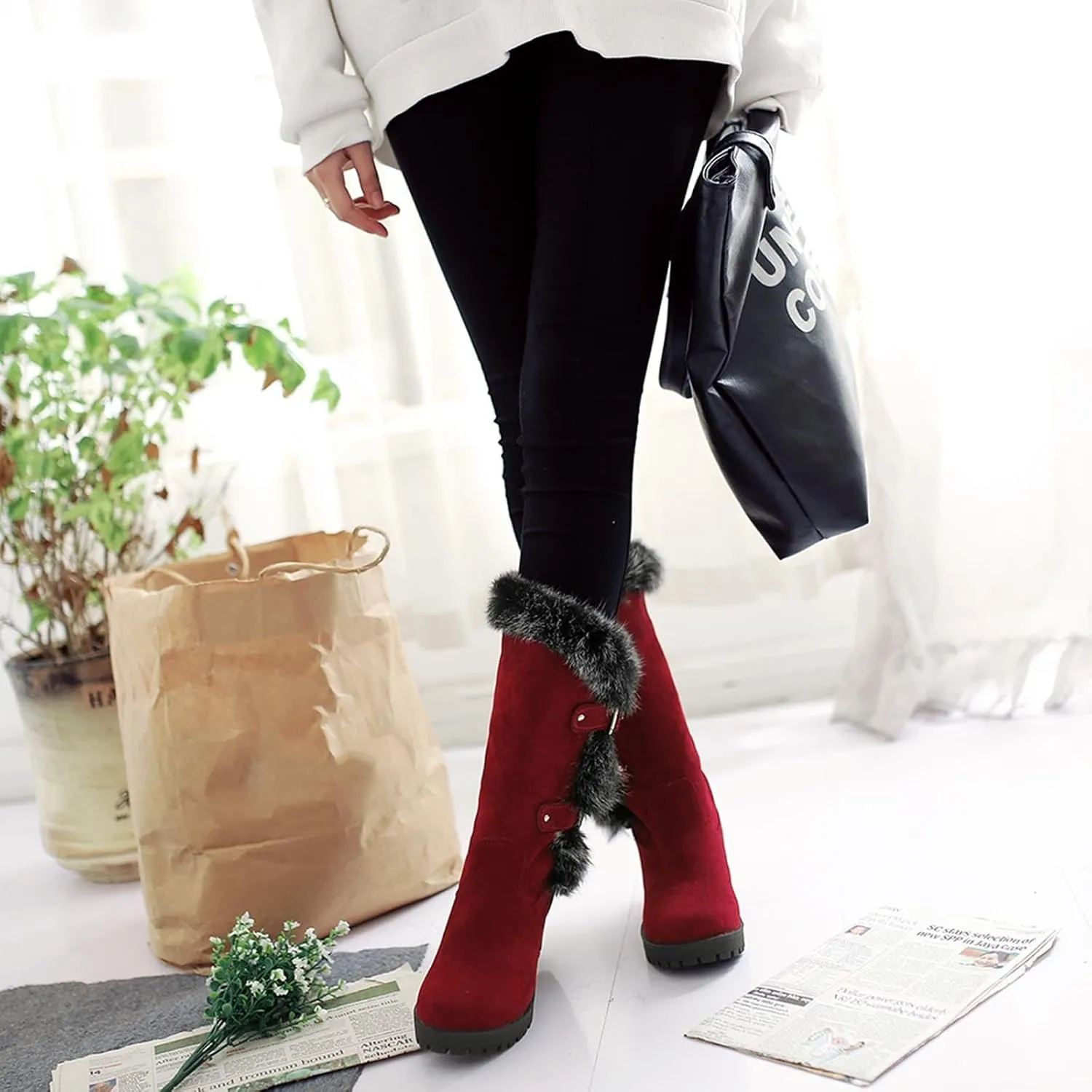 Women's Autumn and Winter Fashion Suede Warm Furry Boots Belt Buckle Thick Soled Mid Calf Large Calf Boots for Women
