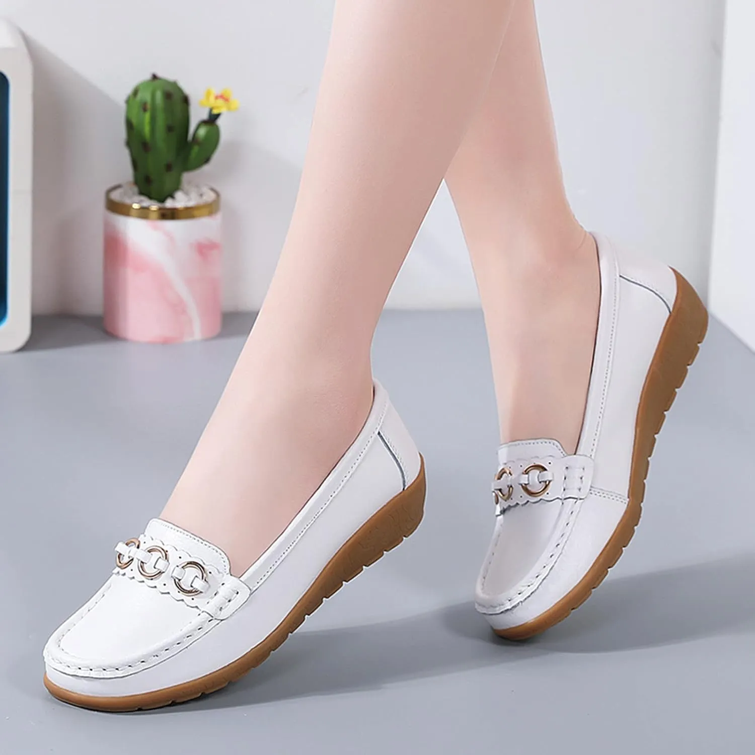 Womens Flats Comfortable Dressy Loafers Lightweight Walking Flat Slip On Work Shoes Round Toe Flats Loafers