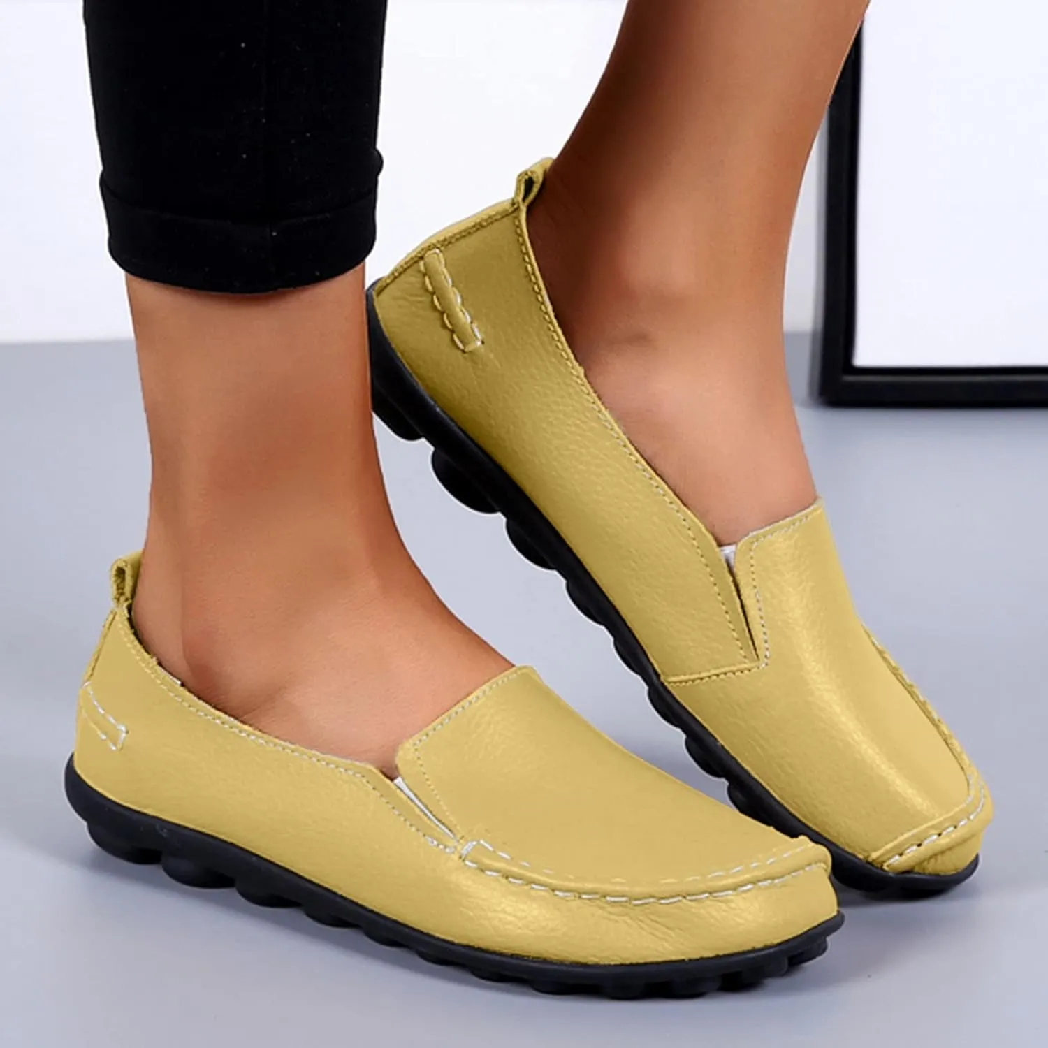 Womens Loafers Leather Penny Loafers Wide Driving Moccasins Classic Flat Shoes Comfort Lightweight Boat Shoes