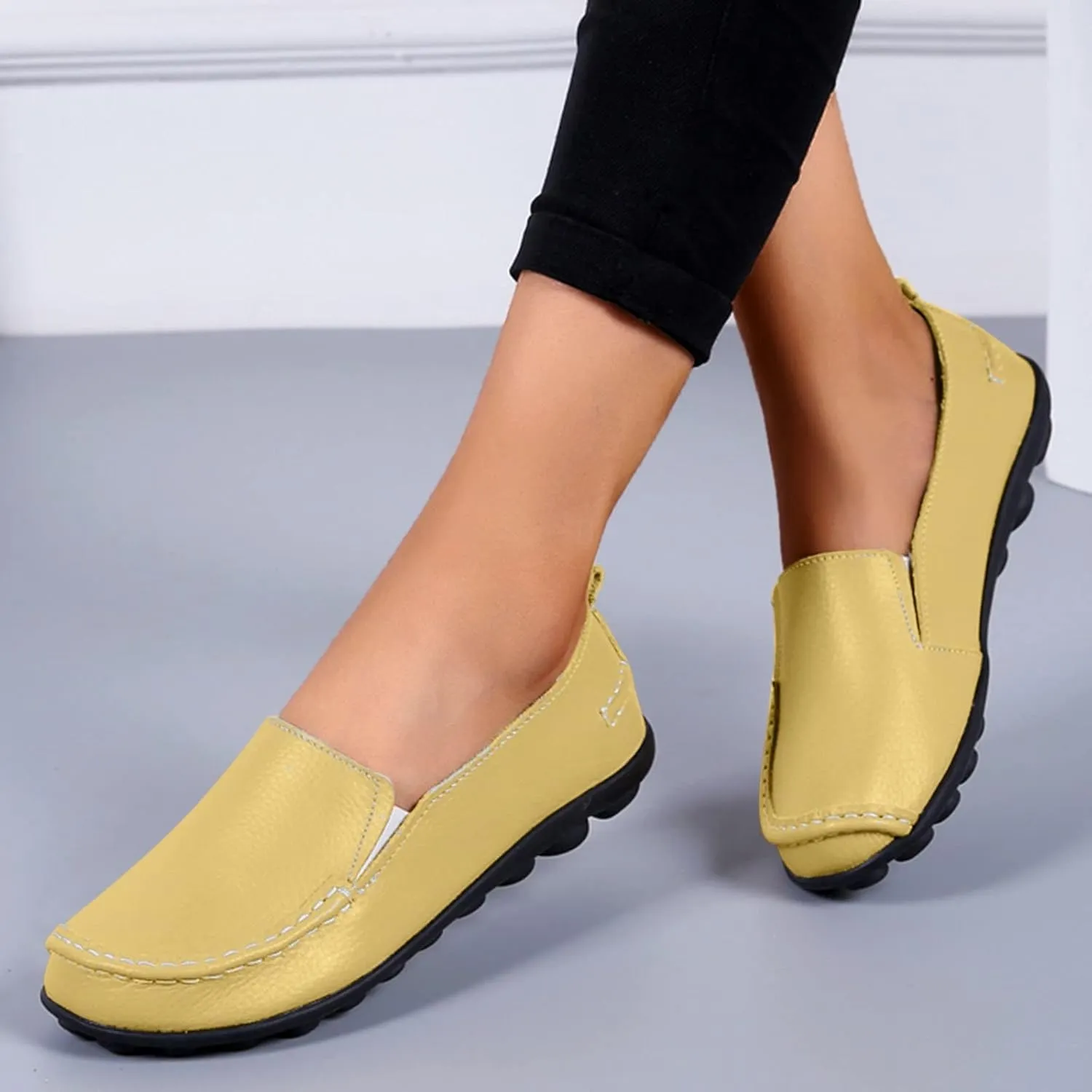 Womens Loafers Leather Penny Loafers Wide Driving Moccasins Classic Flat Shoes Comfort Lightweight Boat Shoes