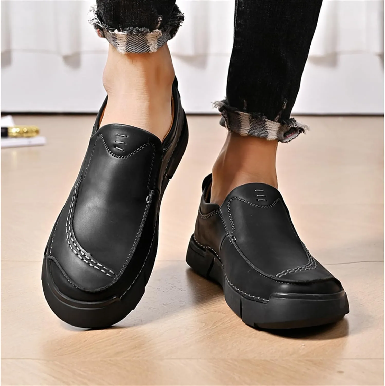 Yuizko Men's Leather Slip-On Casual Loafers Hand Stitching Wide Toe Soft Non-Slip Flat Work Office Walking Driving Shoes