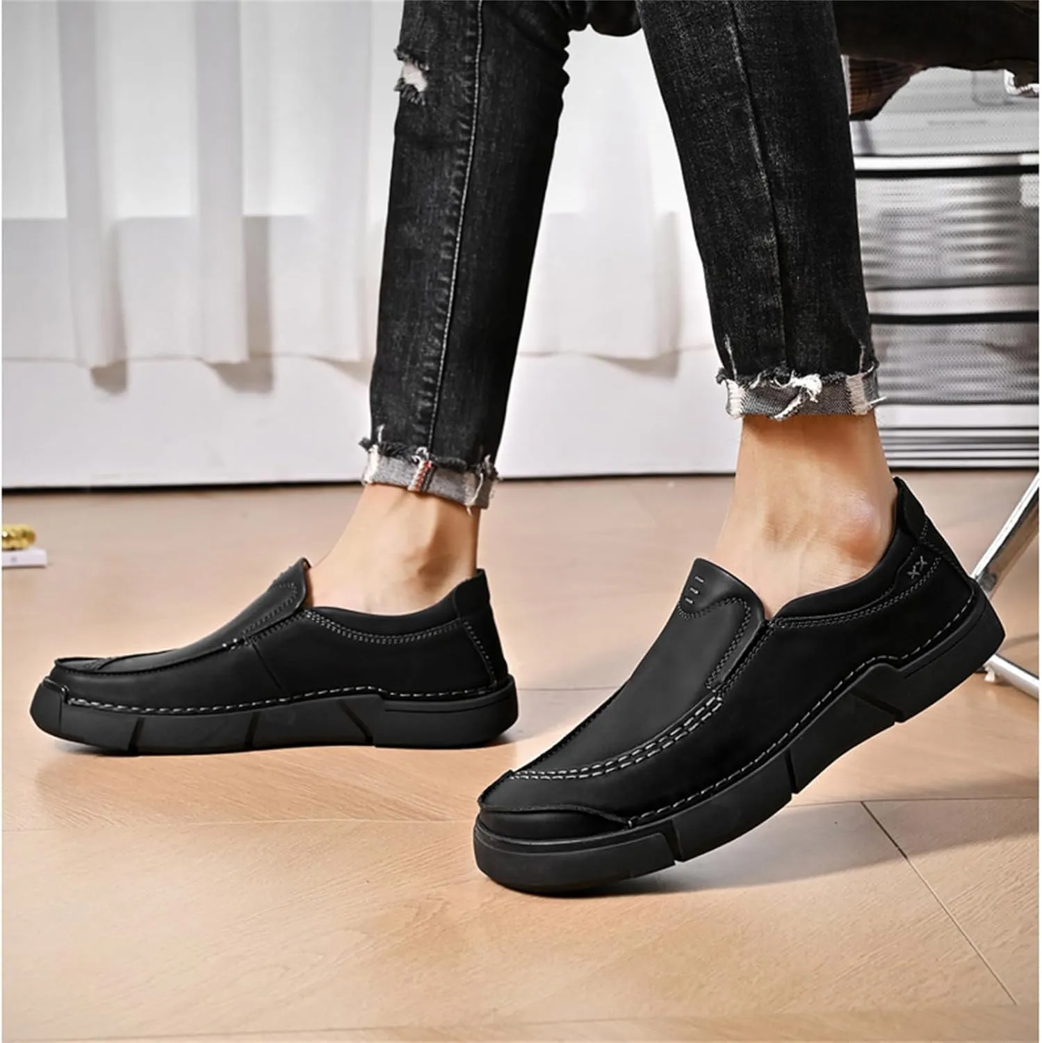 Yuizko Men's Leather Slip-On Casual Loafers Hand Stitching Wide Toe Soft Non-Slip Flat Work Office Walking Driving Shoes